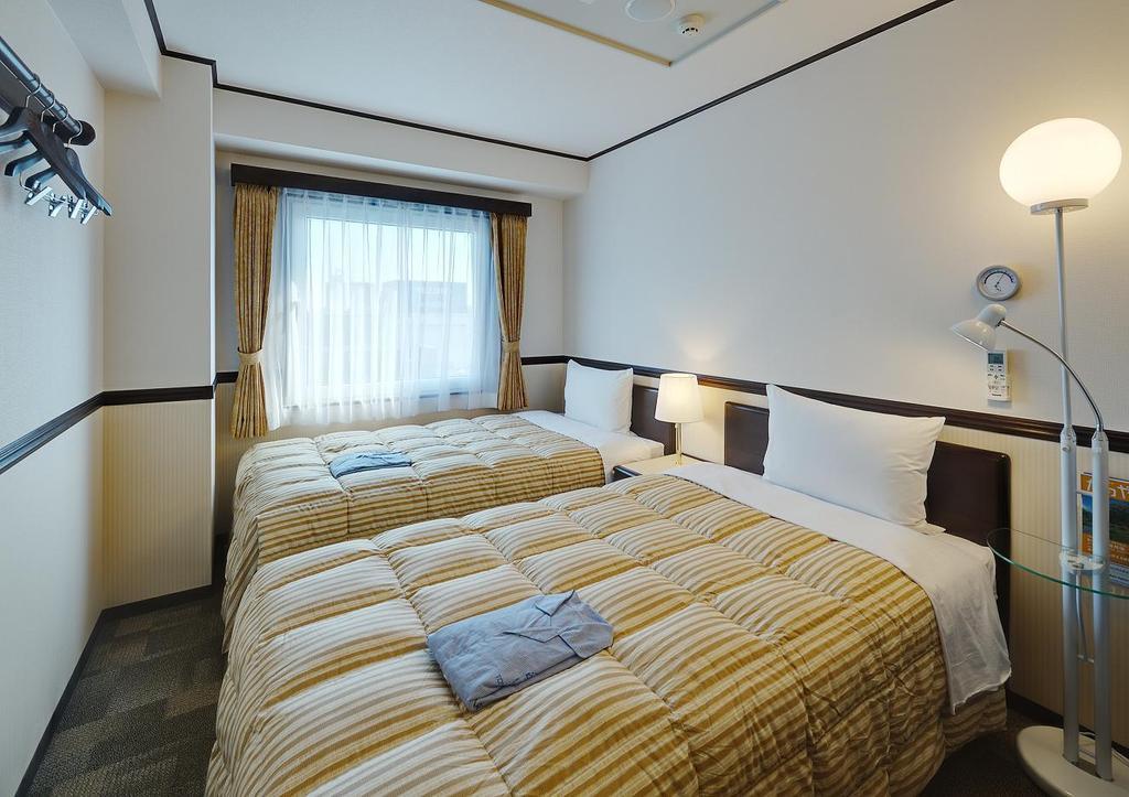 Toyoko Inn Tobu Utsunomiya-Eki Nishi-Guchi Exterior photo